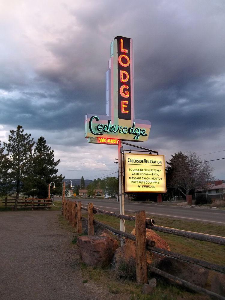 Lodge The Cedaredge