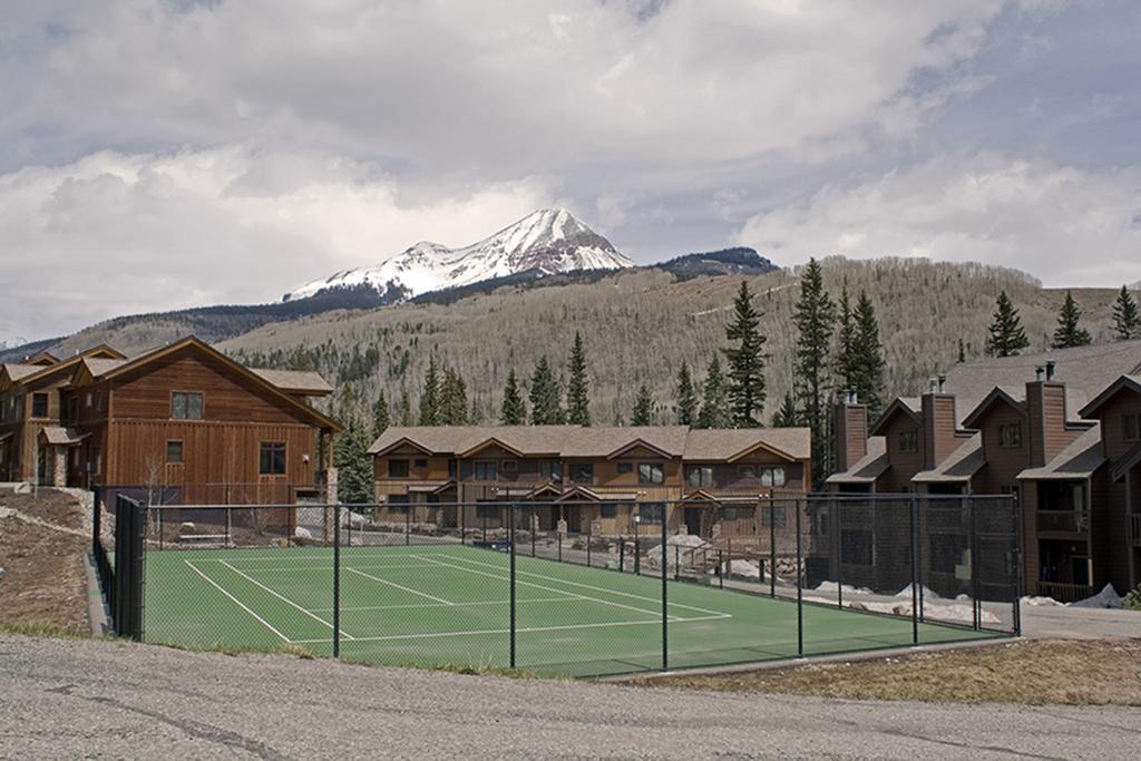 Resort Cascade Village By The Ivy Group