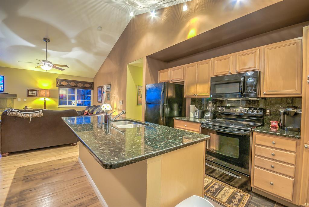 Villas At Walton Creek *
