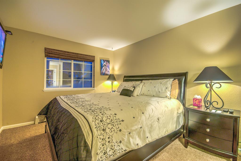 Apartment Villas At Walton Creek