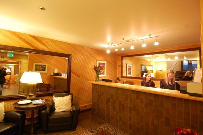 Independence Square By Frias Aparthotel 3*