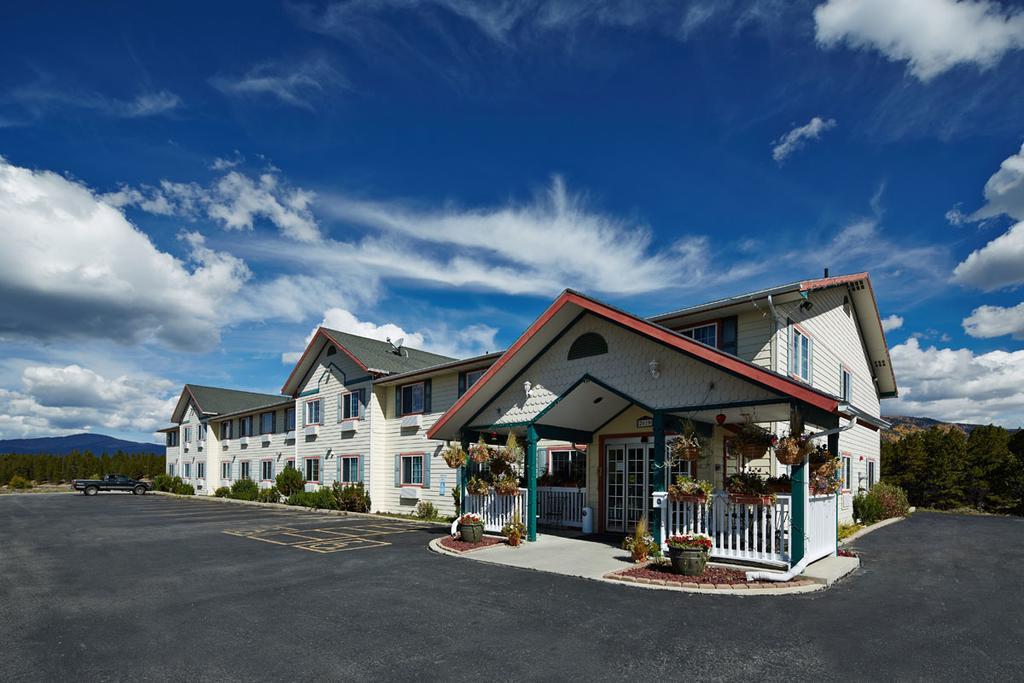 Columbine Inn And Suites
