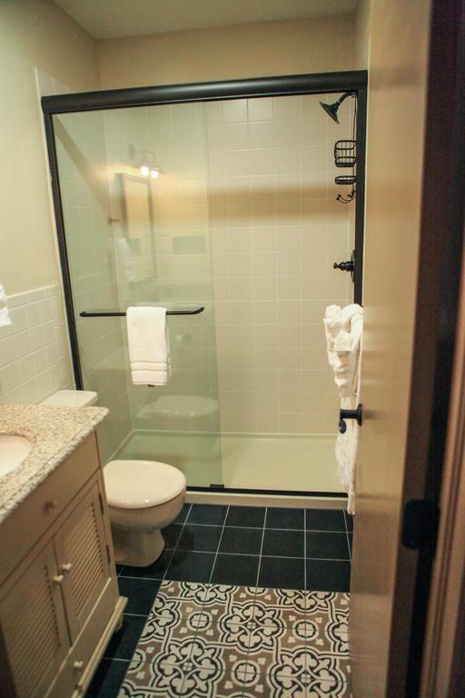 Vasquez Creek Inn 2*