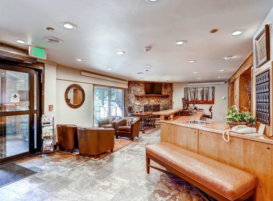 Falcon Point Aparthotel