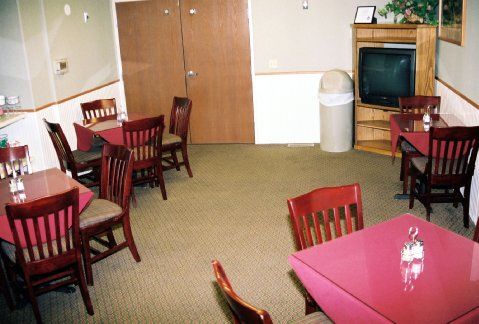 Holiday Express & - Black Canyon Area By Ihg