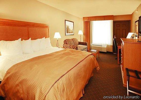 Comfort & On The River Hotel 3*