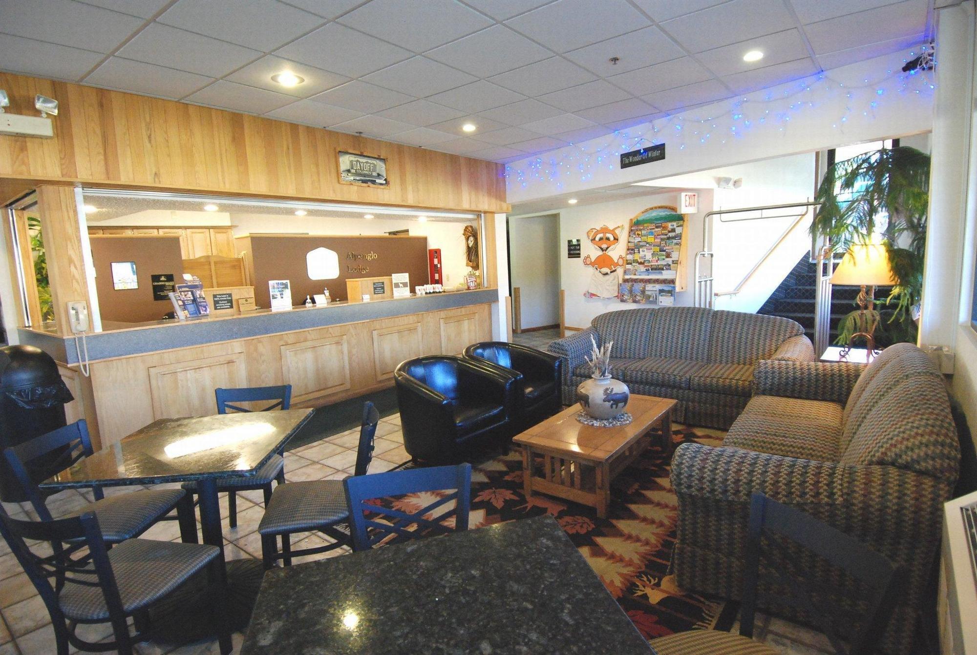 Western Alpenglo Hotel