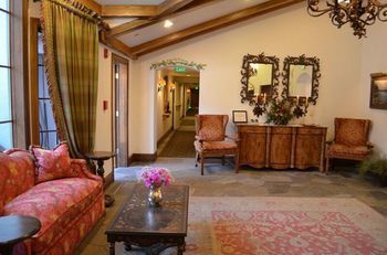 Valhalla Aparthotel
