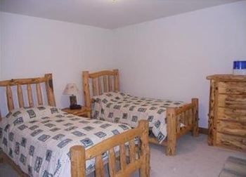 Steamside Apartment *