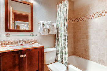 Ski Inn Condominiums Holiday home *