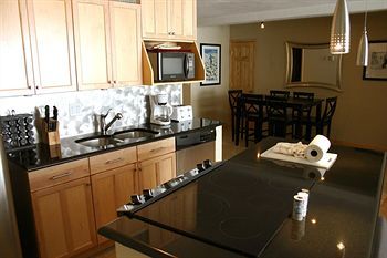 Center Village By Copper Vacations Apartment *