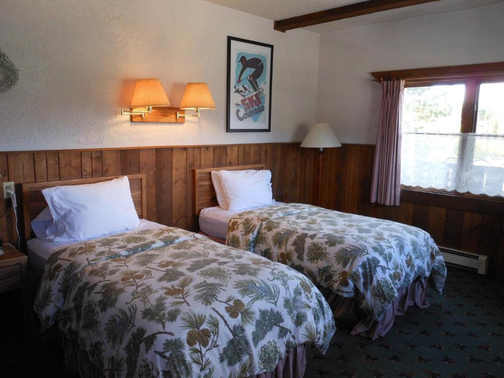Vasquez Creek Inn 2*