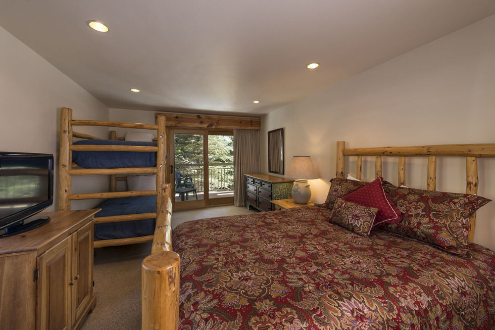 Lodge At Lionshead *