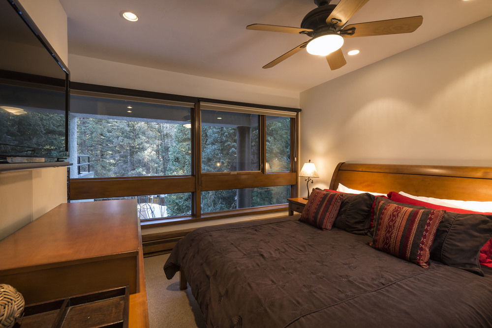 Lodge At Lionshead *