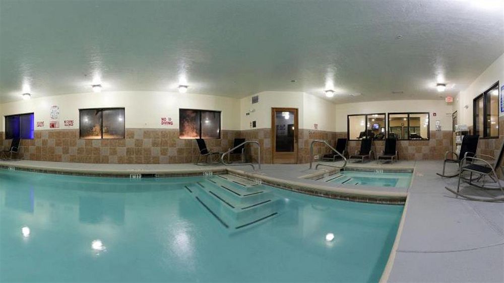 Express & By Ihg Alamosa