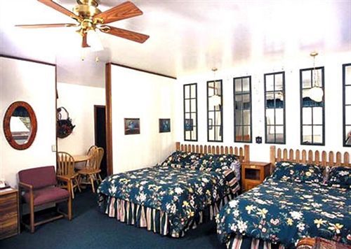 Brynwood On The River Hotel Estes Park