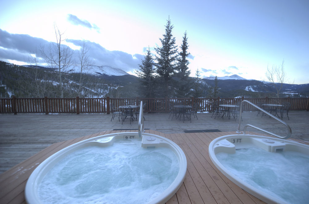 Lodge The At *