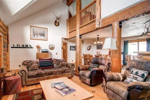 Barton 4 Bedroom By Redawning Hotel