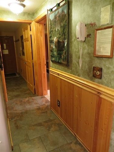 Three Seasons By Hotel Crested Butte