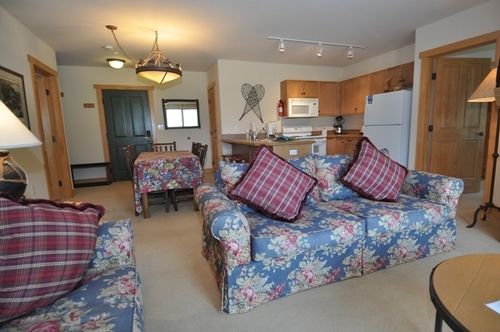 Carbonate Real Estate Company Hotel 3*