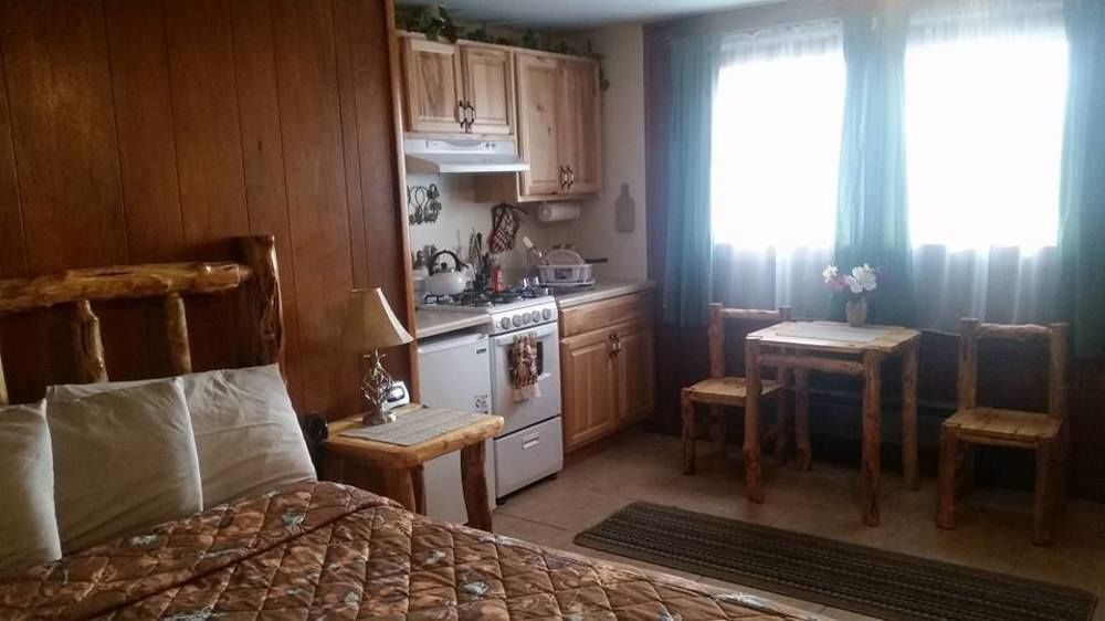 Long Motel