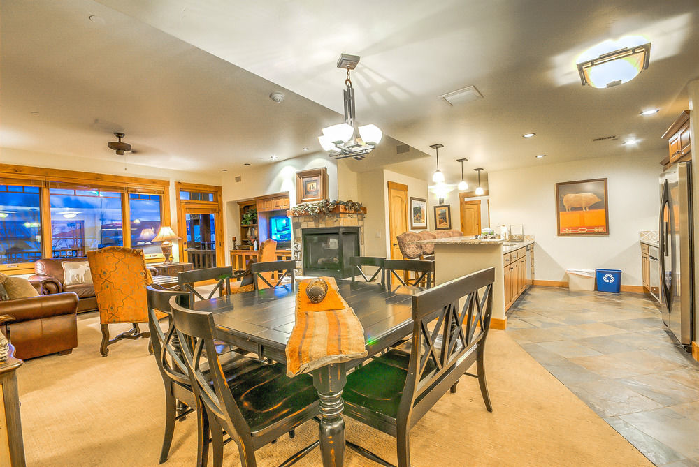 Trappeurs Crossing: Emerald * Steamboat Springs