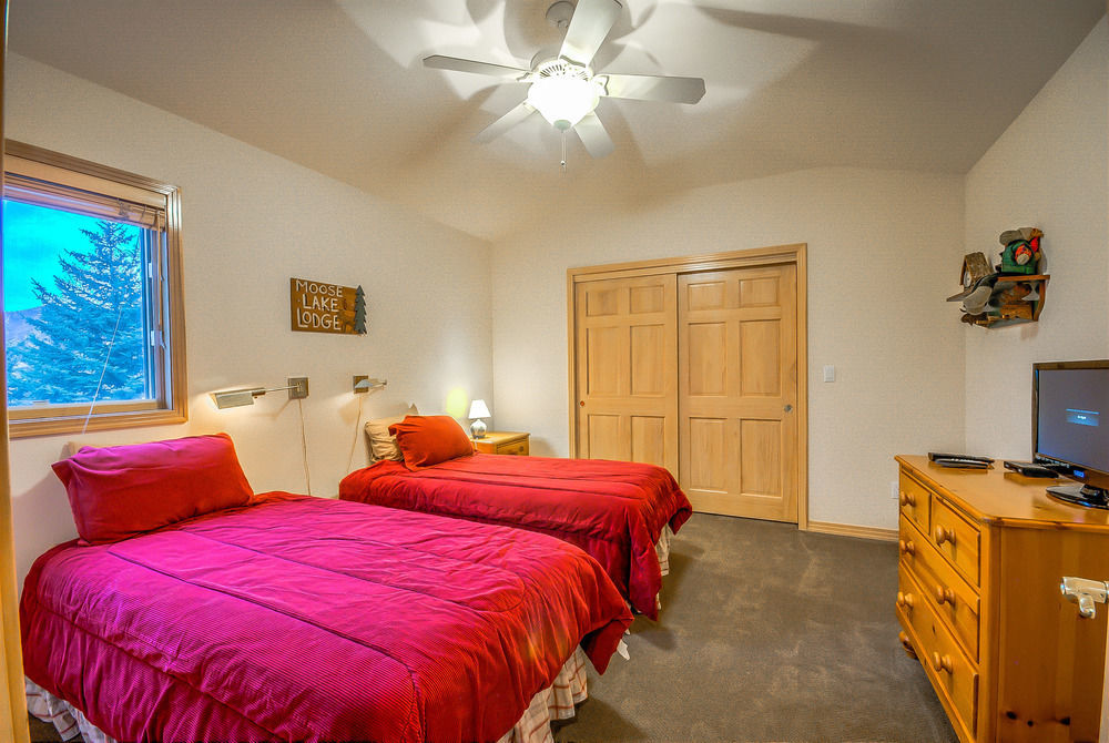 Cascades At Eagleridge By Retreatia *