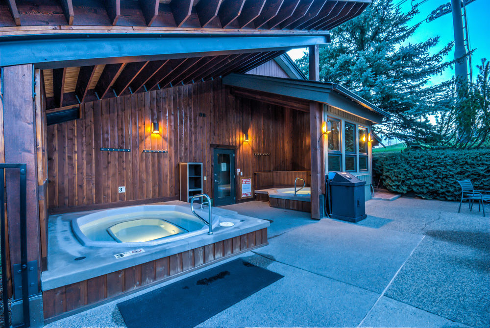 Hotel The West By Retreatia 3*