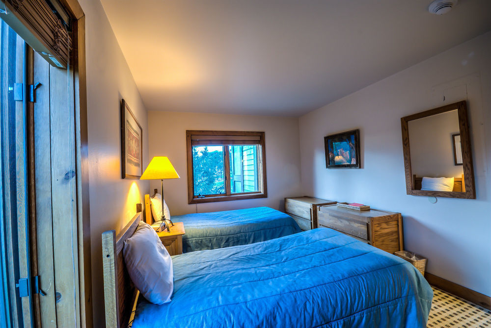Hotel The West By Retreatia 3*