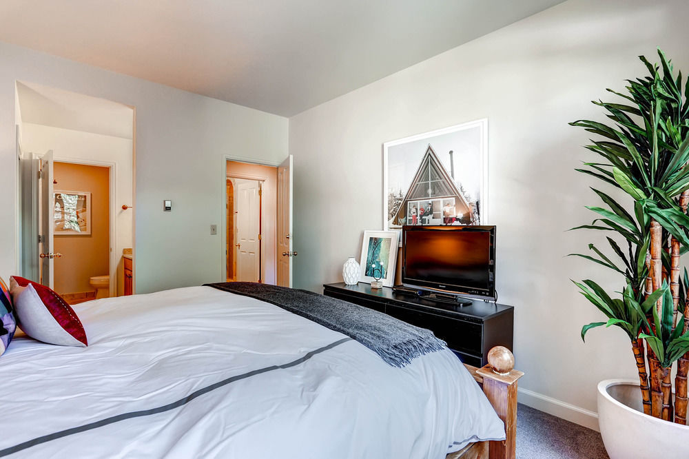 Hotel Highlands Area By East West Hospitality