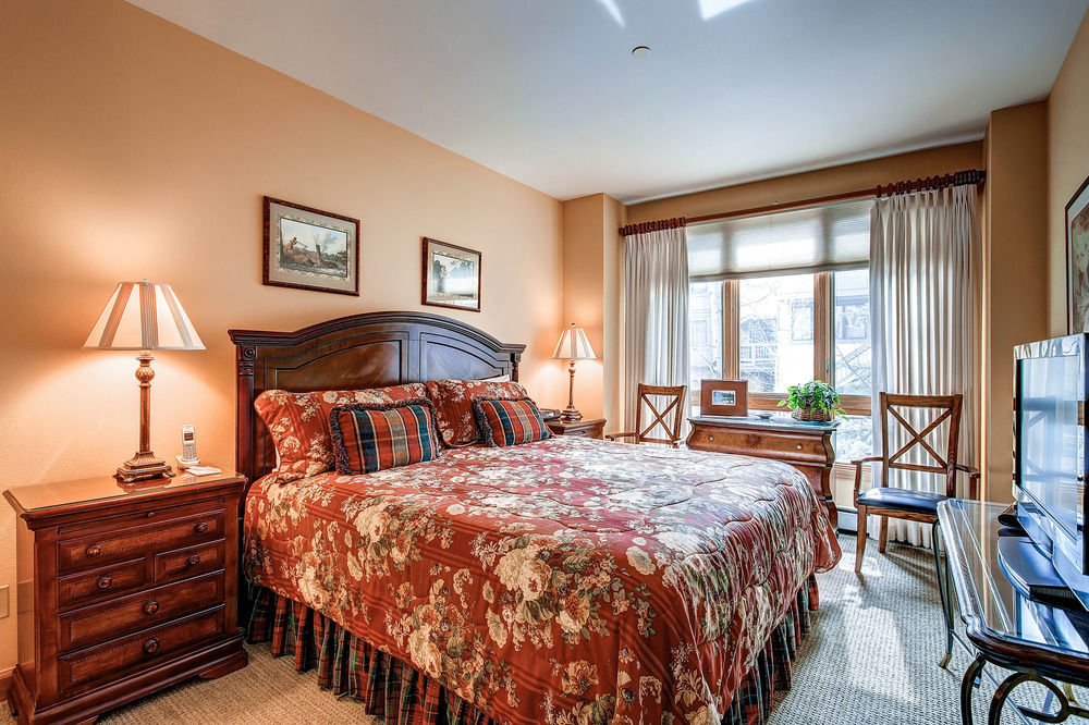 Highlands Area By East West Hospitality Hotel