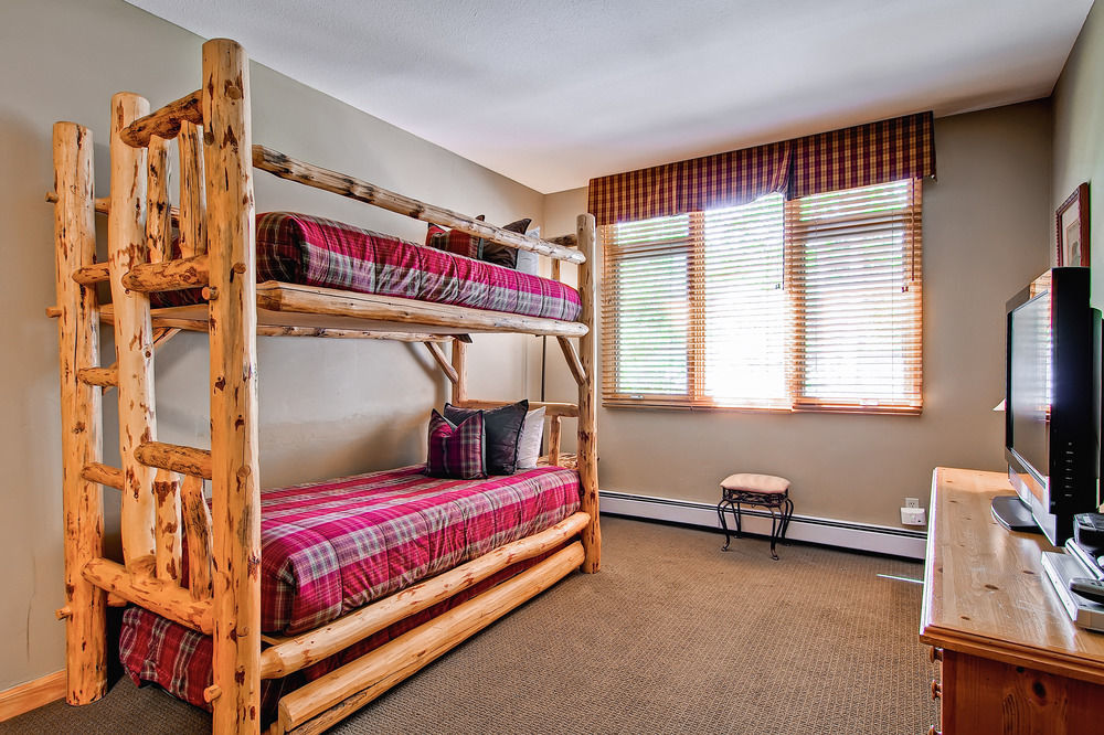Highlands Area By East West Hospitality Beaver Creek