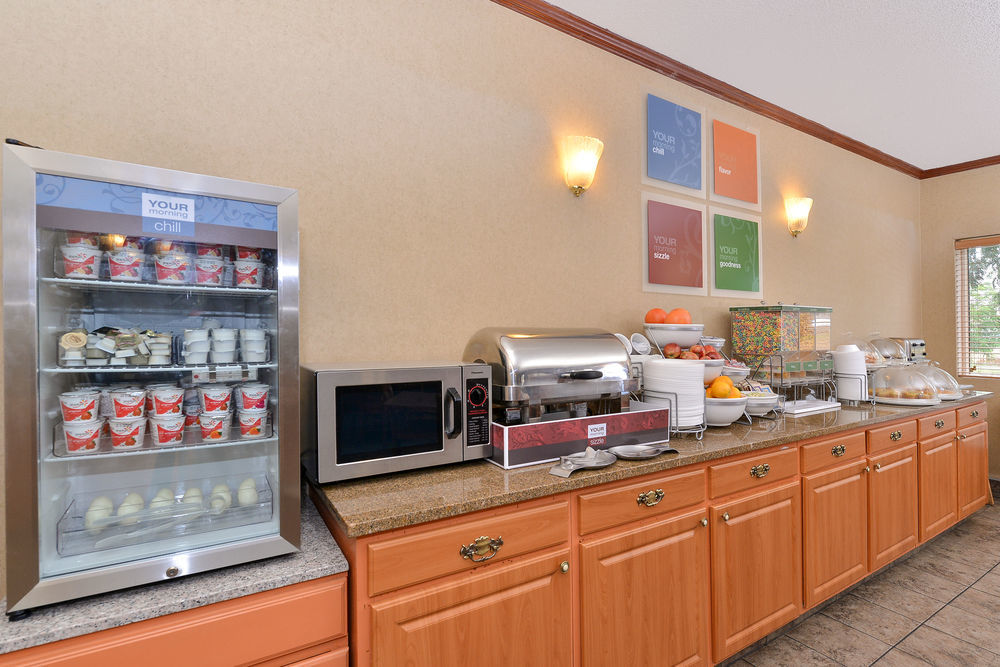 Comfort Denver North - Hotel 3*