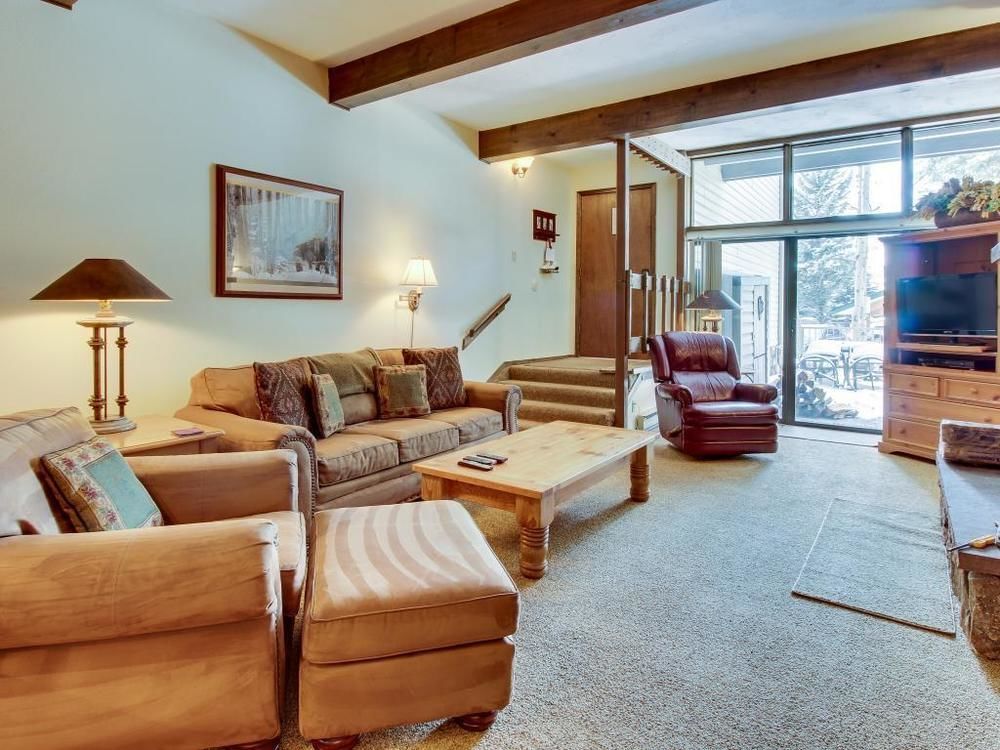 Beaver Creek West Apartment *