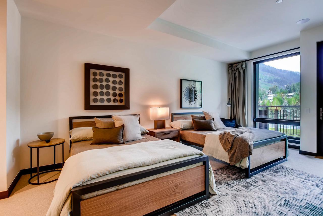 Hotel The Lion 4*
