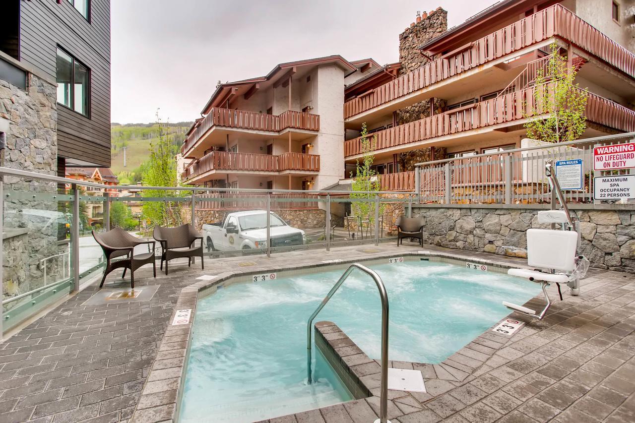 The Lion 4* Vail