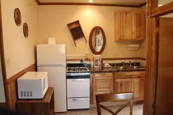 Hotel Brynwood On The River 2*