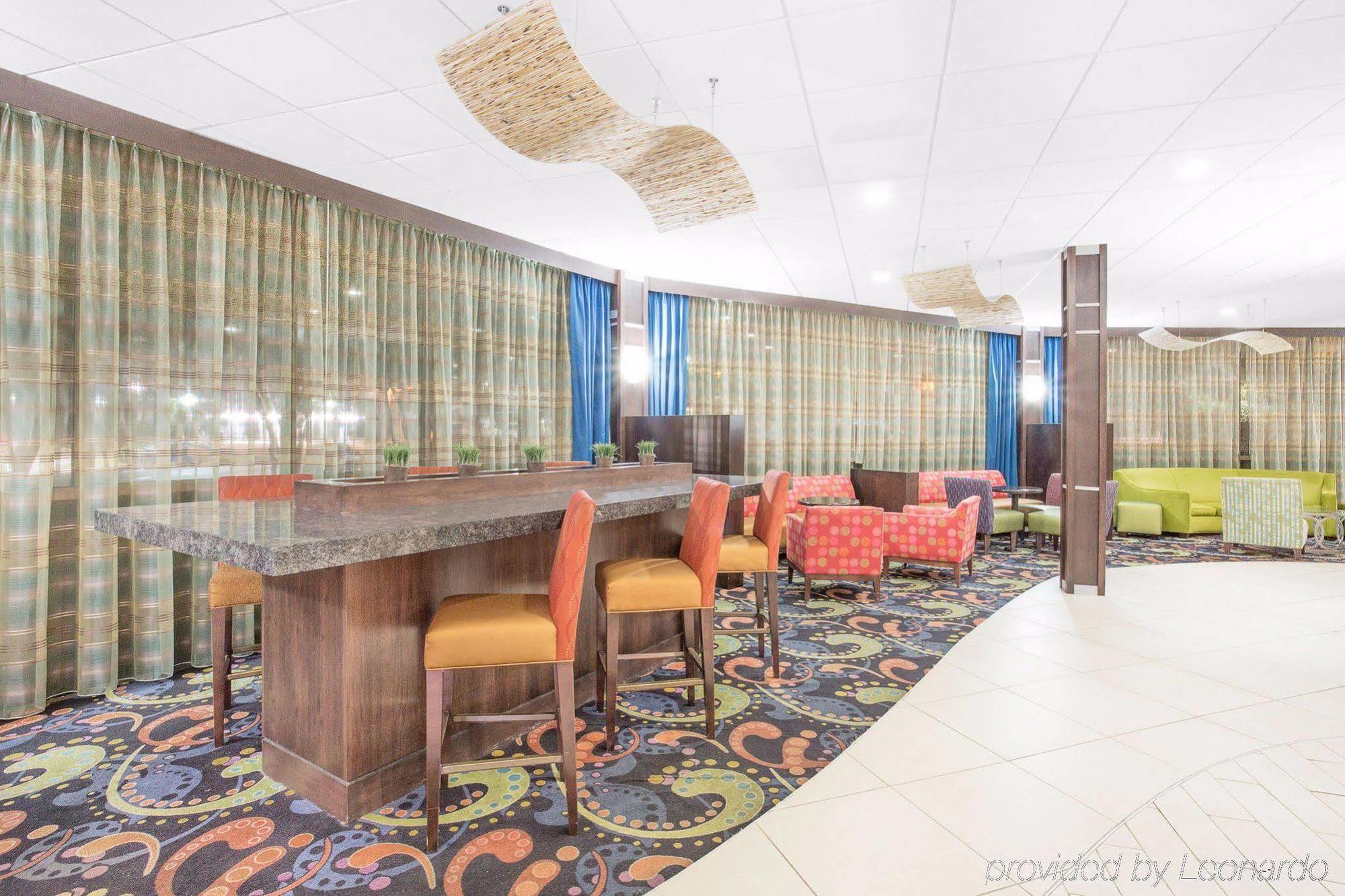 Hampton & Denver Tech Center 3* Centennial
