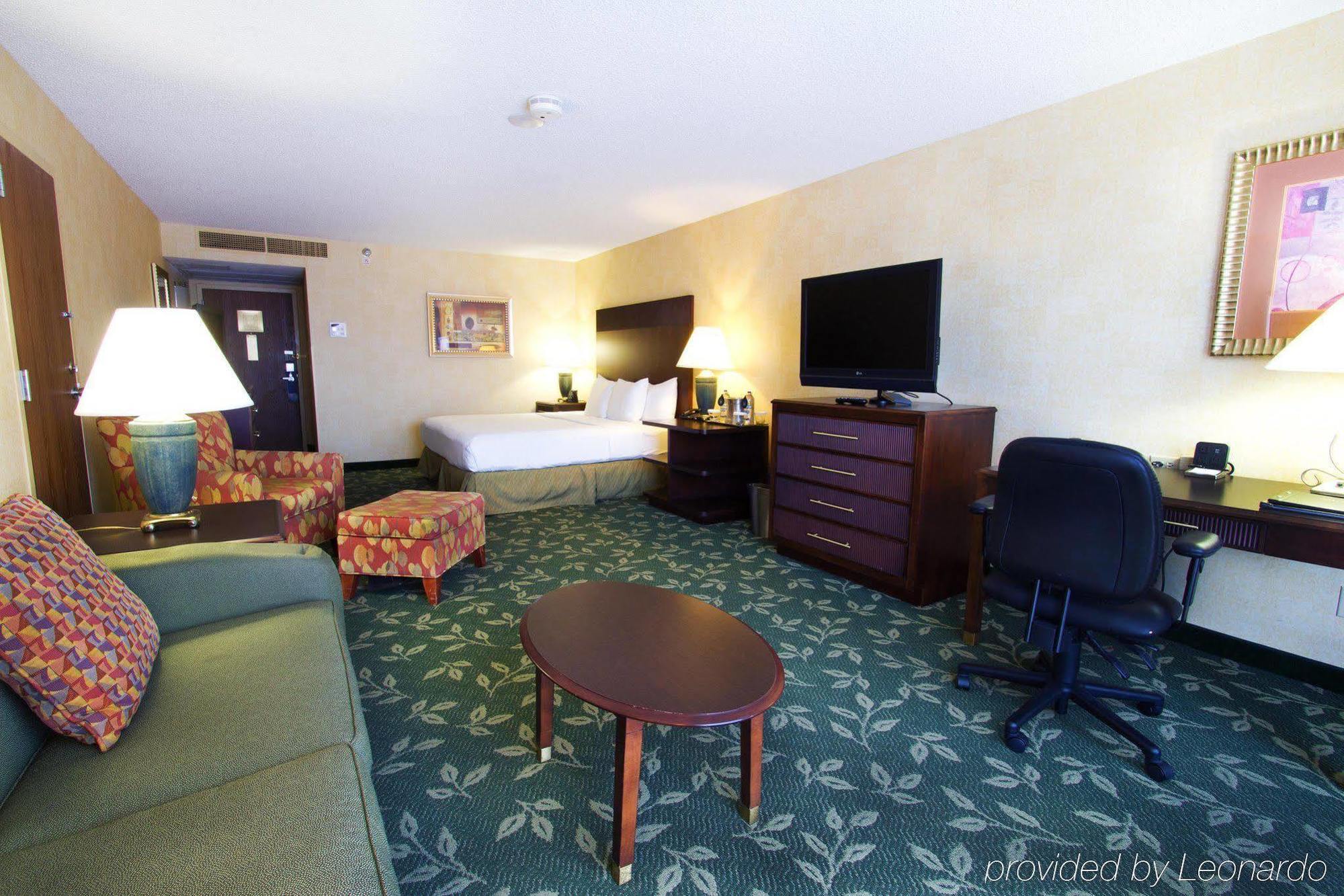 Hilton Collins 3* Fort Collins