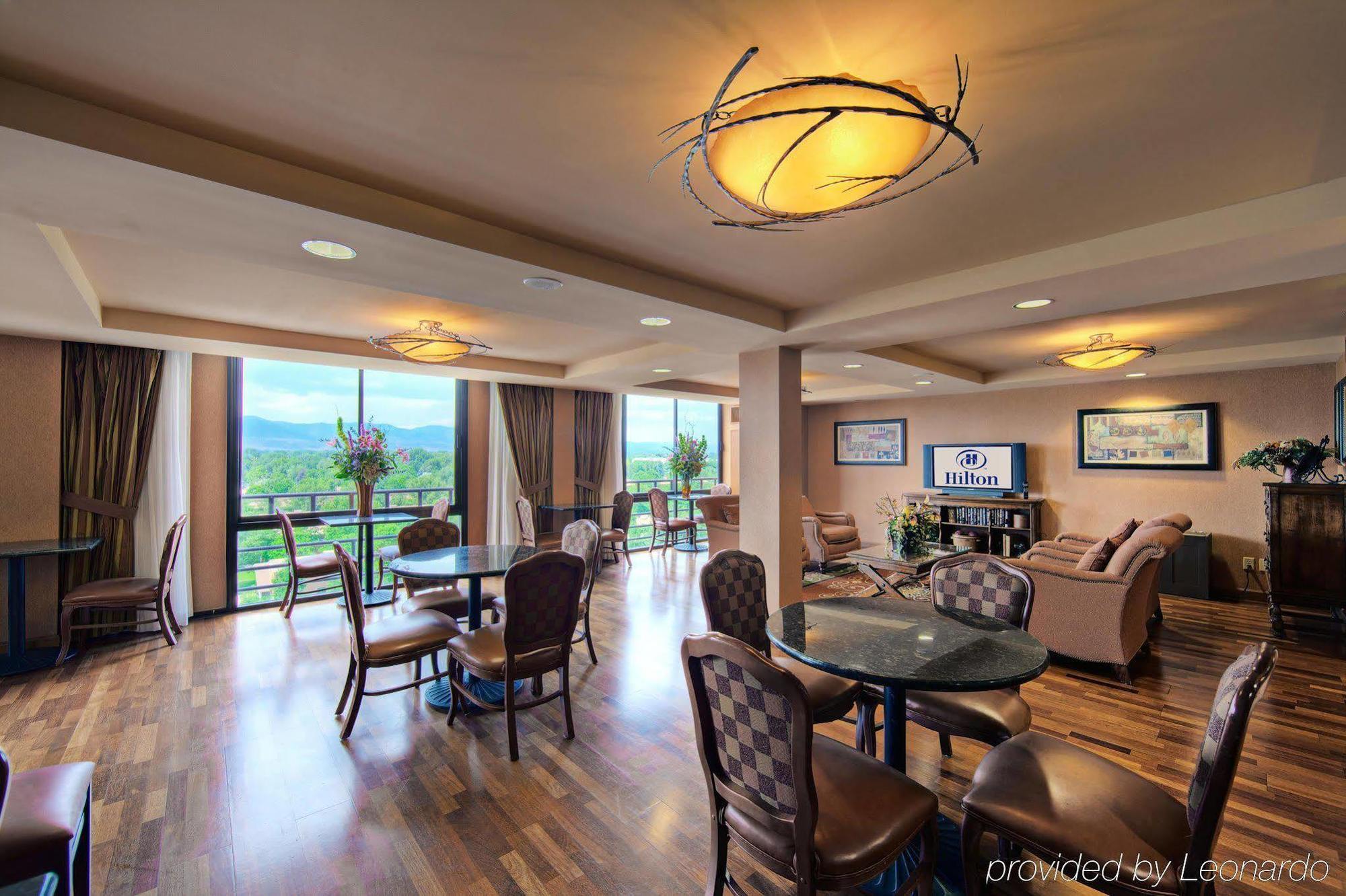 Hotel Hilton Collins 3*