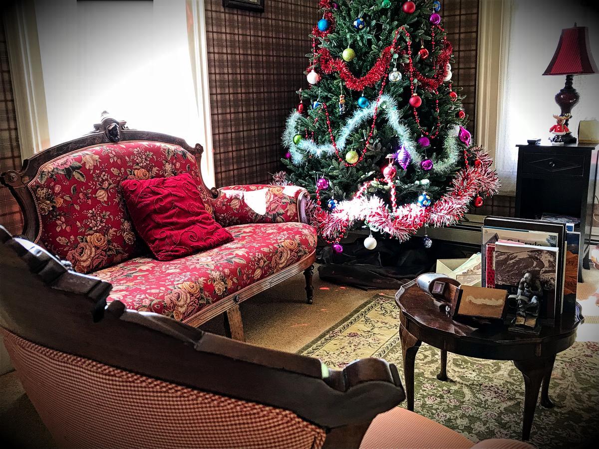 Rose Street Bed & Breakfast 3*