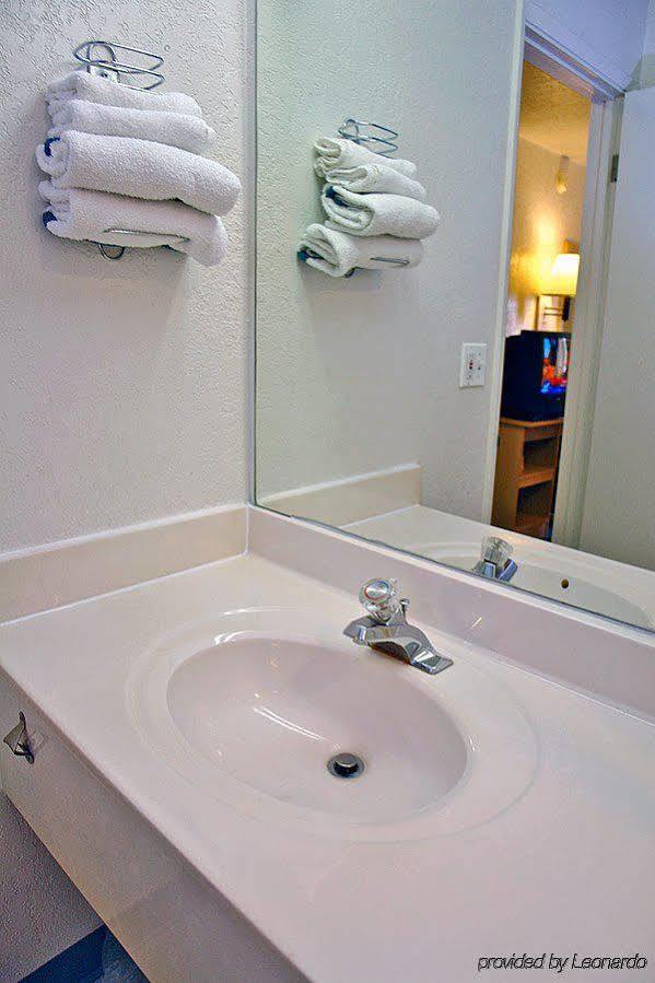 Inn Park By Radisson, Lakewood