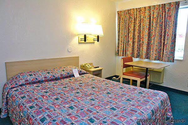 Park By Radisson, Inn Lakewood