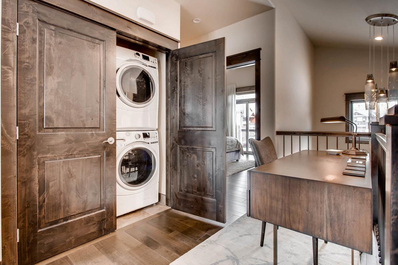 River Run Townhomes By 4*