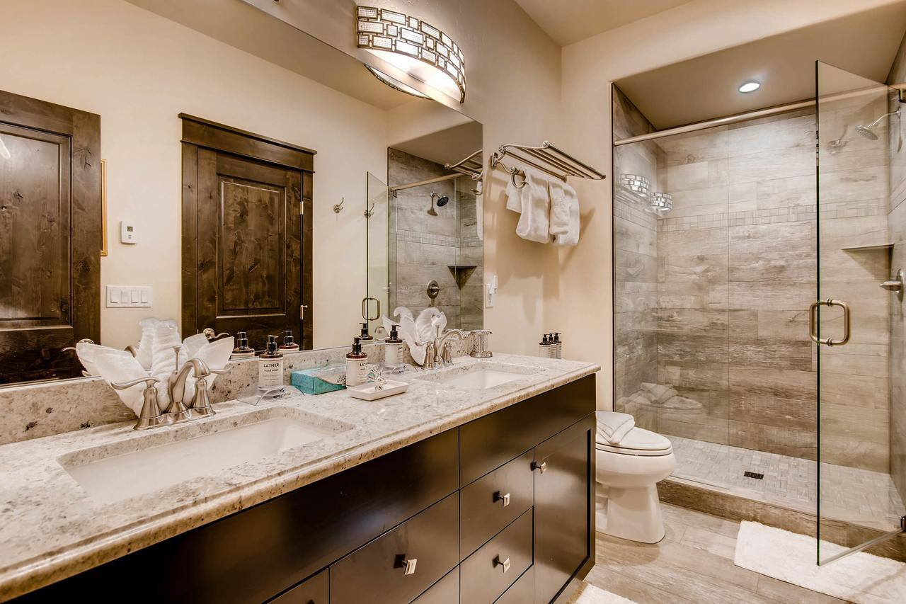 River Run Townhomes By 4*