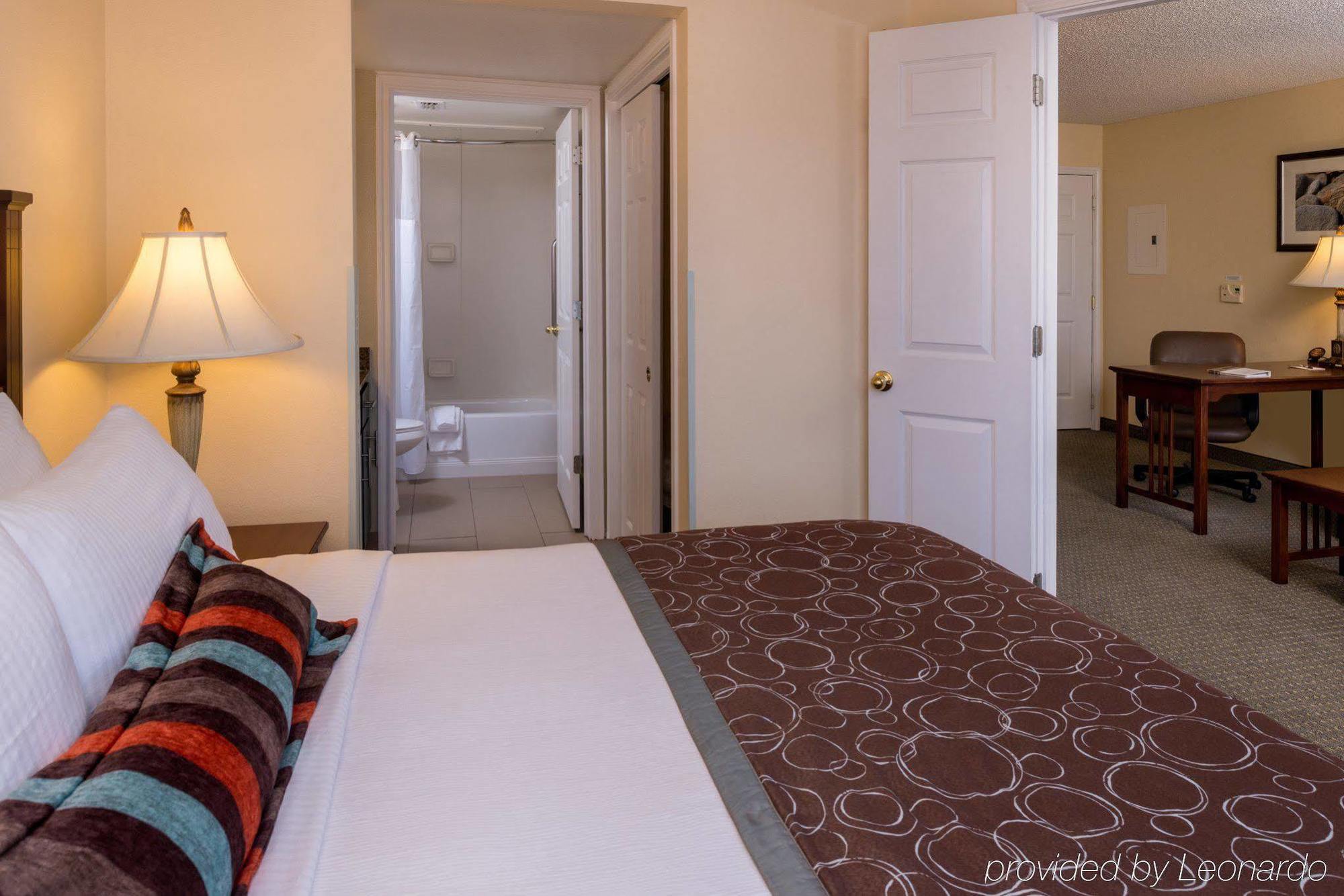 Staybridge Denver Tech Center By Ihg Hotel 3*