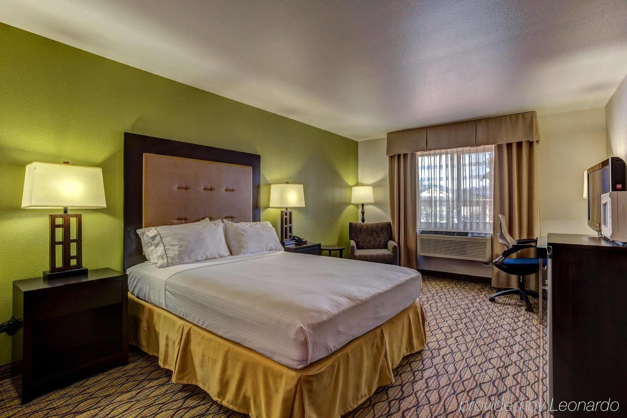 Holiday Express & - Black Canyon Area By Ihg Montrose