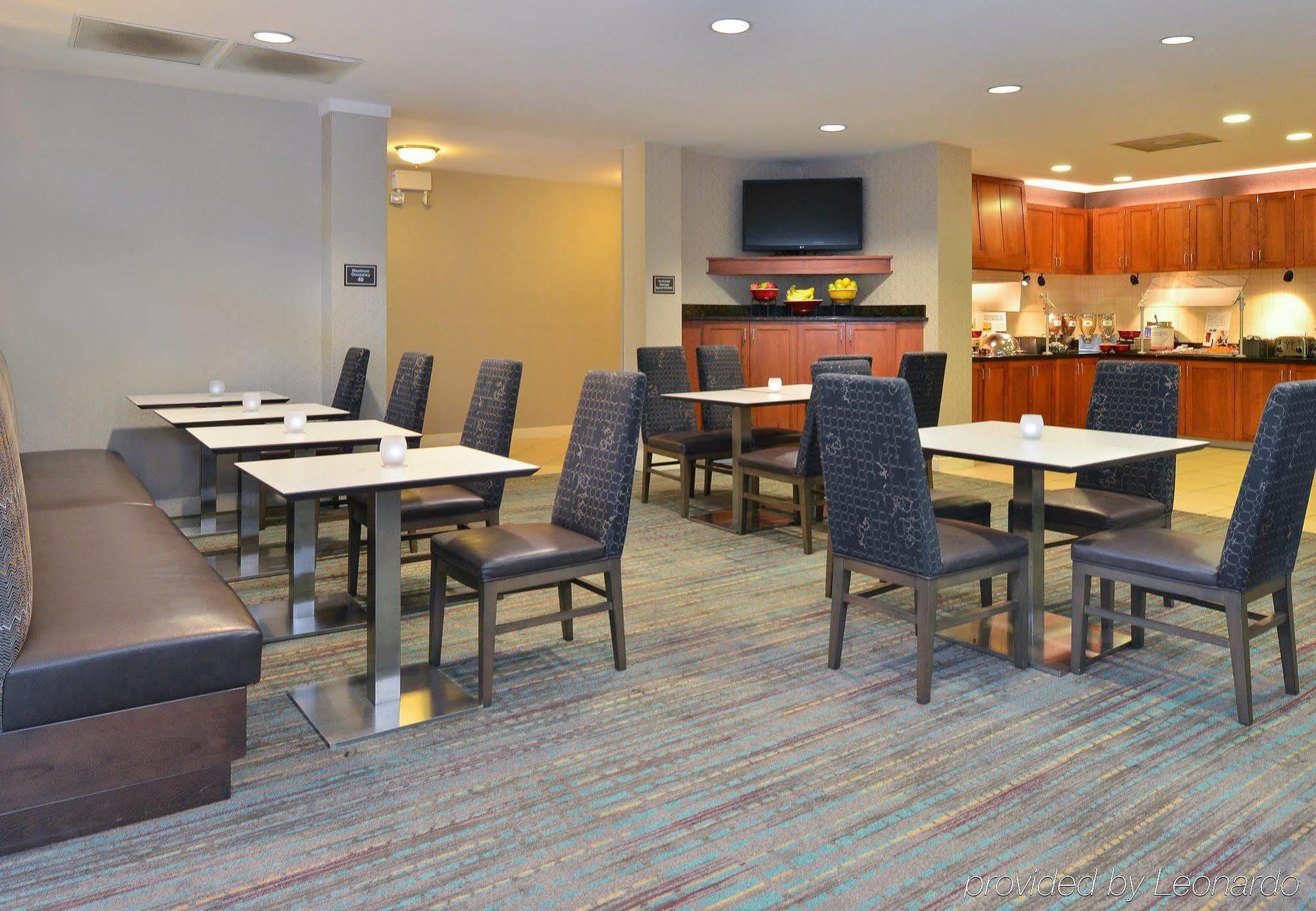 By Marriott Denver Airport At Gateway Park Hotel