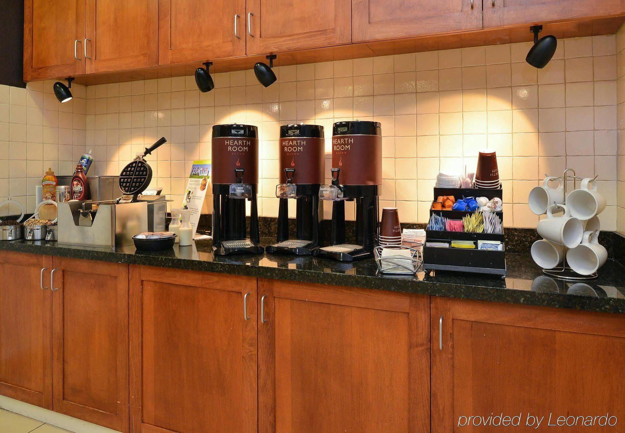 By Marriott Denver Airport At Gateway Park Aurora