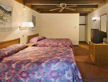Georgetown Lodge Hotel 2*